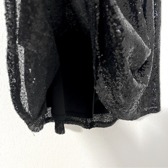 Xhilaration Women’s Small Black Sequin Sparkling Mini Skirt NWOT Inner Lining - Picture 3 of 6